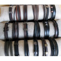 Bracciali in Cuoio